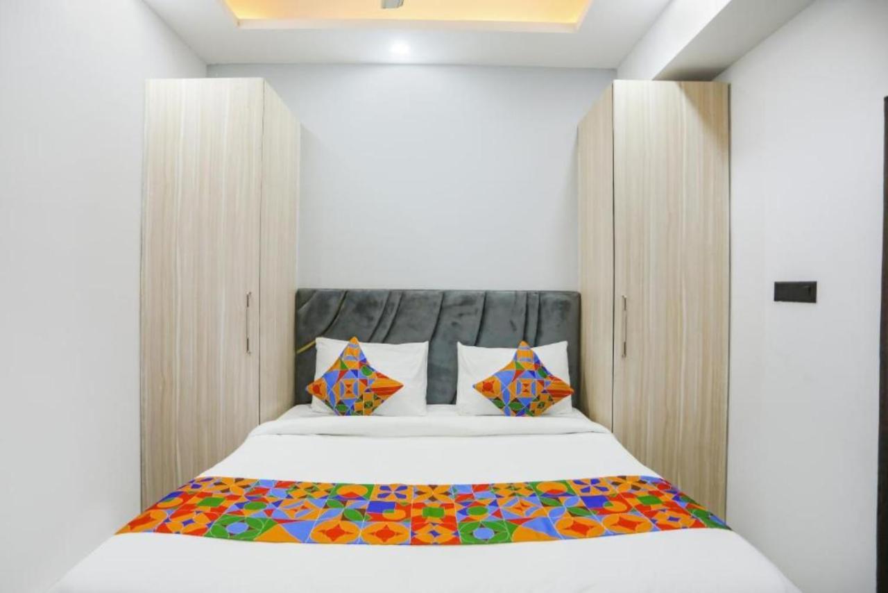 Hotel The Rasa At Vasundhara Ghaziabad Zewnętrze zdjęcie