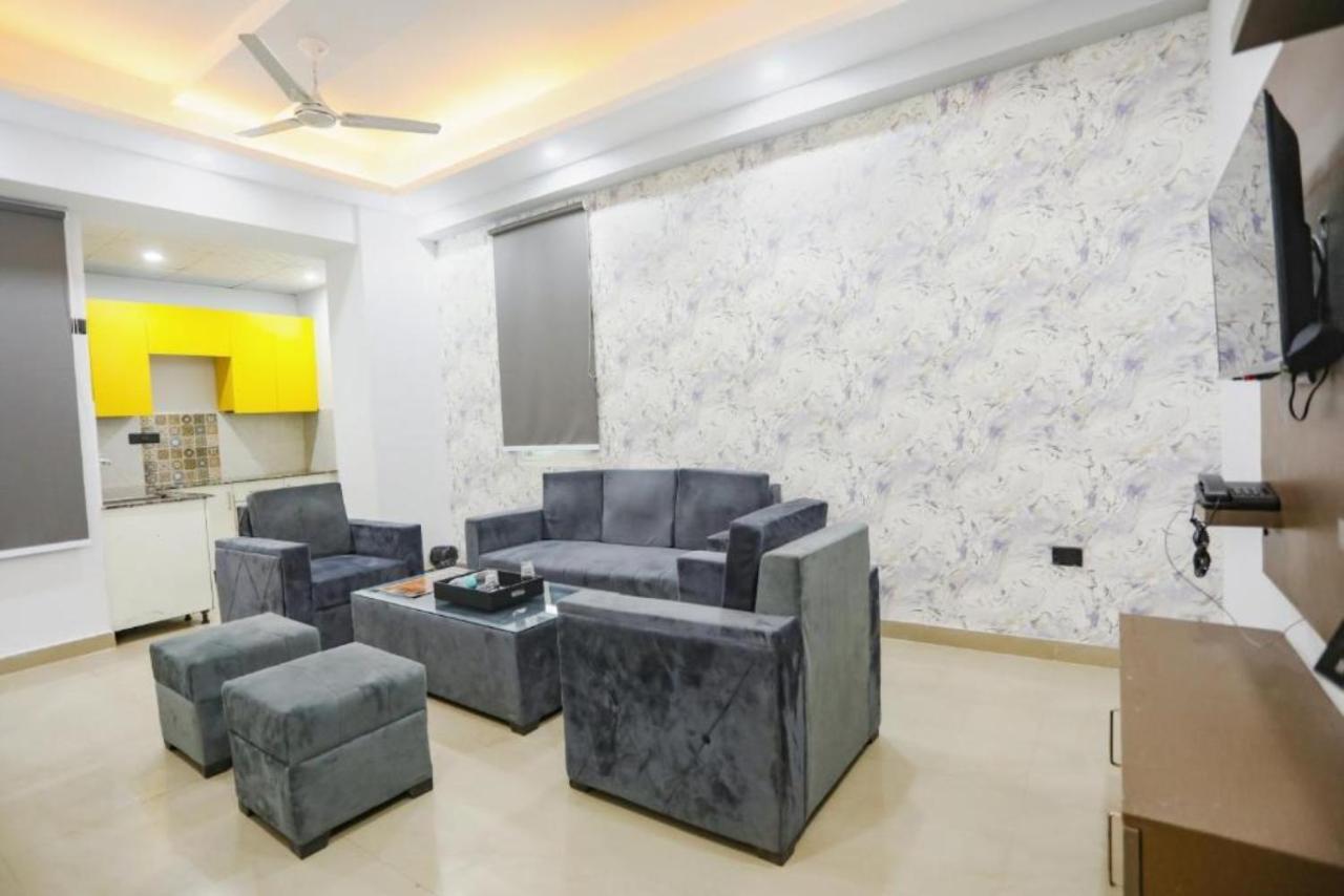 Hotel The Rasa At Vasundhara Ghaziabad Zewnętrze zdjęcie